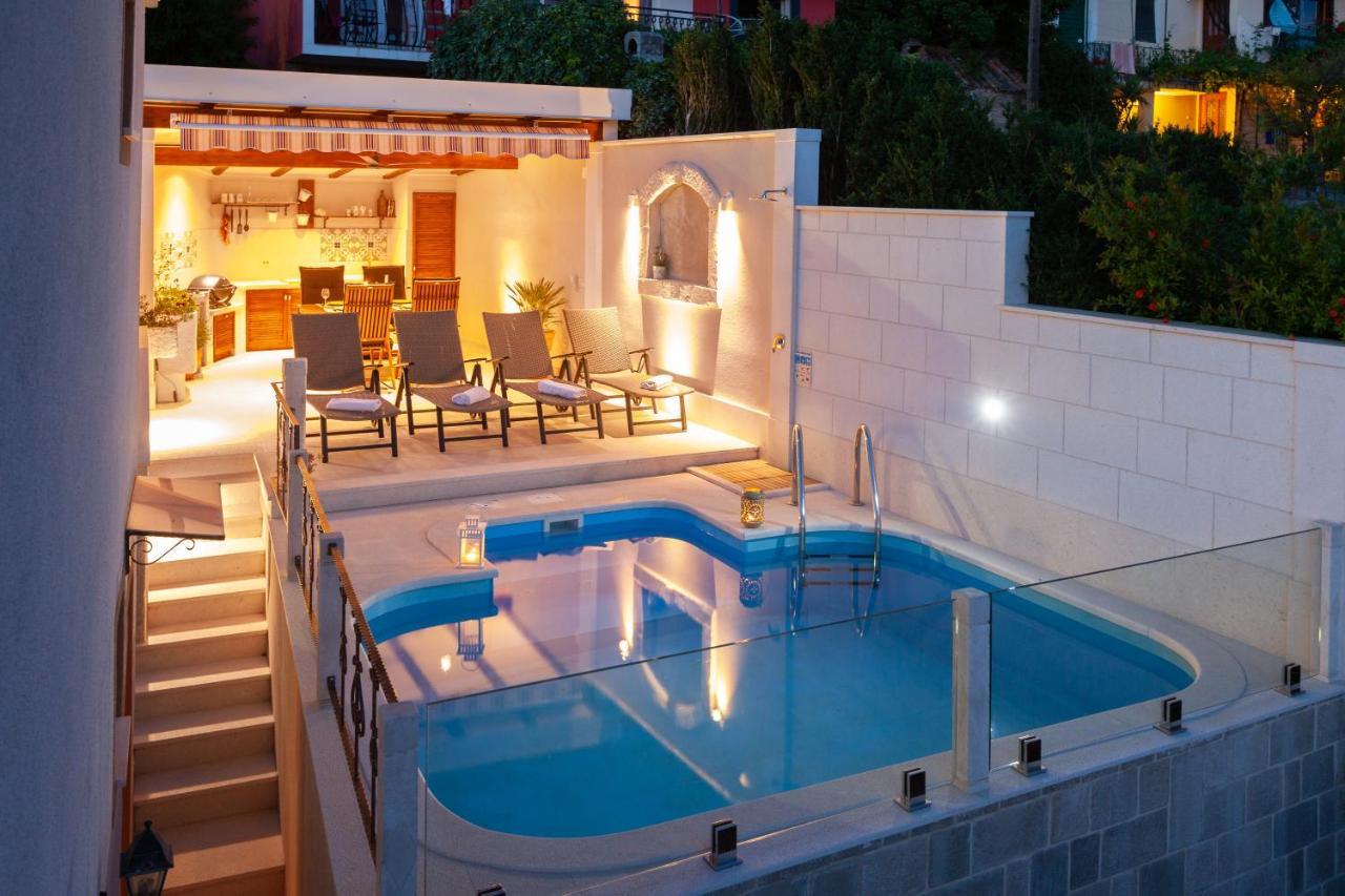 Idyllic Villa Marieta With Private Pool And Unforgettable View Makarska Zewnętrze zdjęcie