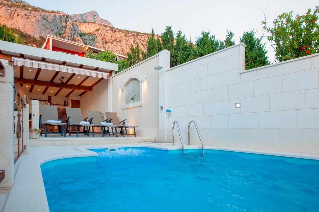 Idyllic Villa Marieta With Private Pool And Unforgettable View Makarska Zewnętrze zdjęcie