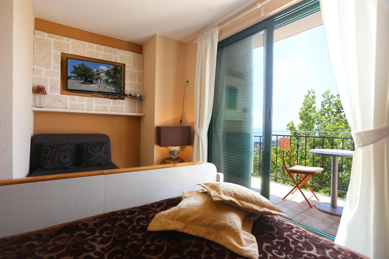Idyllic Villa Marieta With Private Pool And Unforgettable View Makarska Zewnętrze zdjęcie
