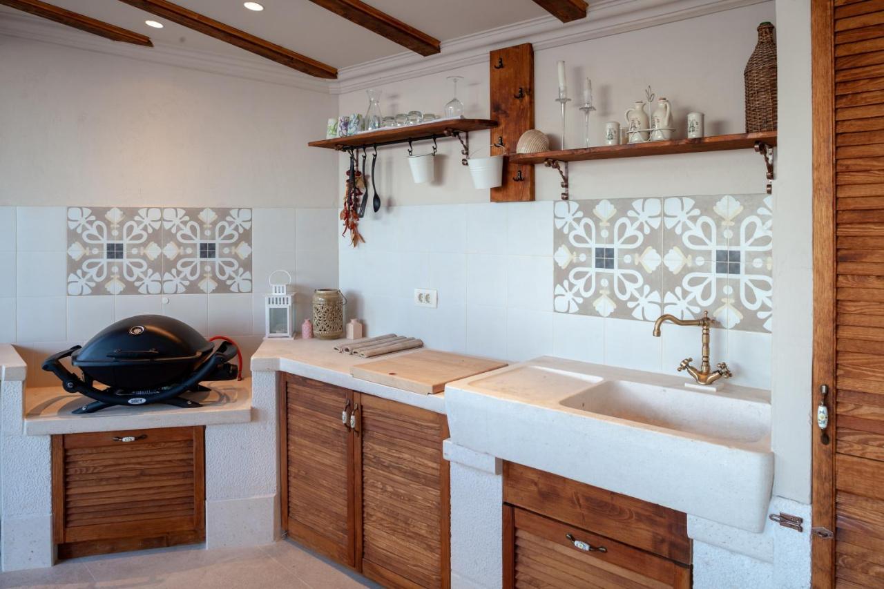 Idyllic Villa Marieta With Private Pool And Unforgettable View Makarska Zewnętrze zdjęcie